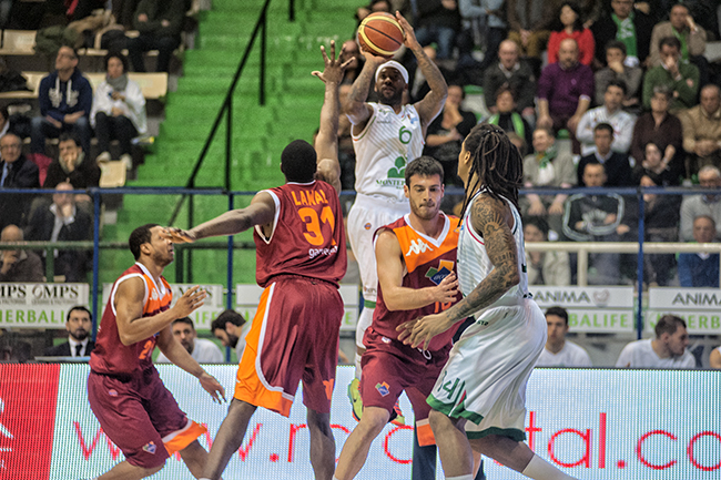 Basket: Roma pareggia in Gara 2, ma Siena resta favorita a 1,15