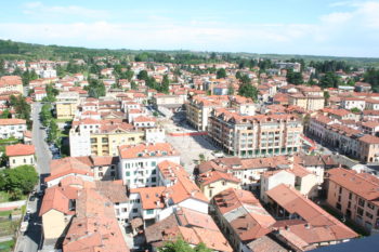 1200px-Malnate_dal_Campanile