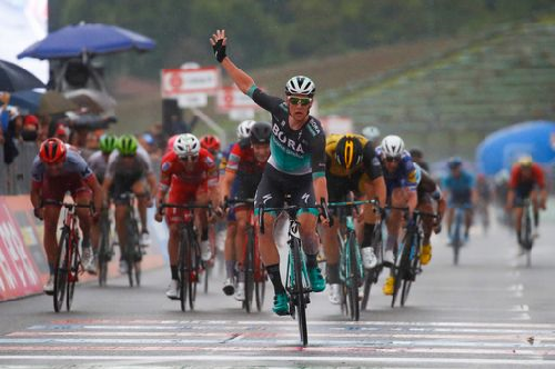 Giro d’Italia: Bennett favorito per la vittoria della tredicesima tappa, a quota 2,50