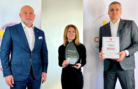 Francesco Durante CEO di Sisal, Nicoletta Bressa Talent Acquisition & Employer Branding Senior Manager di Sisal, Ruggero Dadamo Chief People Officer targa WWI | AGIMEG