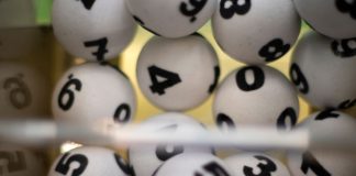 La Campania si prende la scena nelle estrazioni del Lotto e 10eLotto: sorridono Avellino, Salerno e Napoli palline numeri SuperEnalotto Bingo