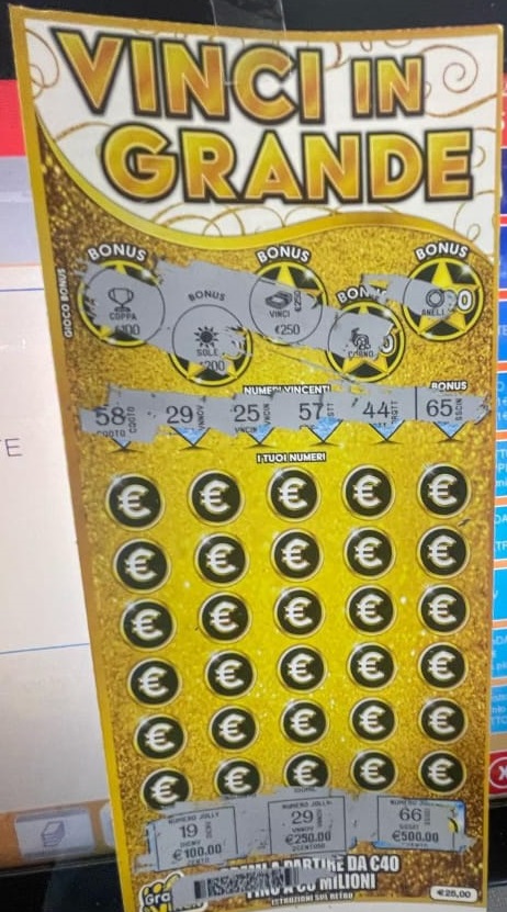 Gratta e Vinci Vincita Vinci in Grande 24_10_23 | AGIMEG