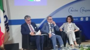 Stati Generali ADM Sessione Giochi Tavolo Rotonda Emmanuele Cangianelli presidente EGP FIPE, Emilio Zamparelli presidente FIT, Claudia Mortali Centro Nazionale Dipendenze e Doping ISS
