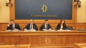 Landau, Cardia, Bertoldi, Cangianelli
