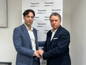 Stefano Tino, Managing Director Italia Betsson Group e Fabio Felici, Direttore agenzia di stampa Agimeg
