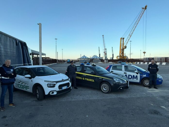 ADM porto di Brindisi ADM porto di Brindisi