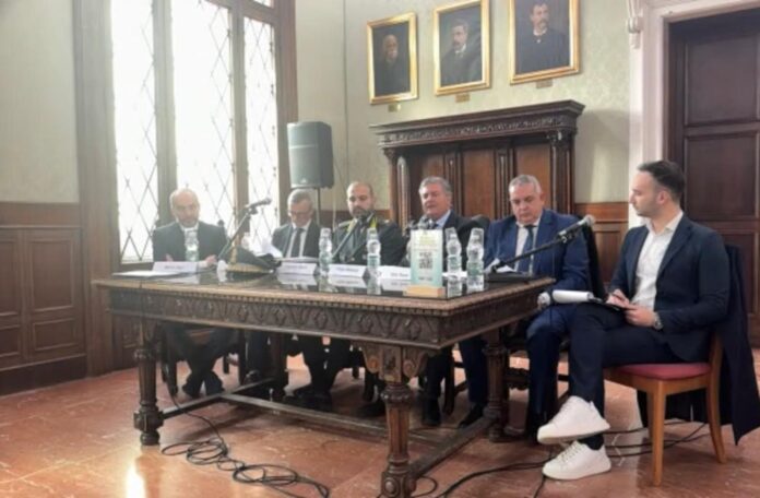 Filippo Mancuso Filippo Mancuso