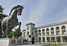 L’Ippodromo Snai San Siro partecipa a Piano City Milano 2026 con corse al galoppo e doppia esibizione di Guido Orso Coppin Ippodromo Snai San Siro Cavallo di Leonardo