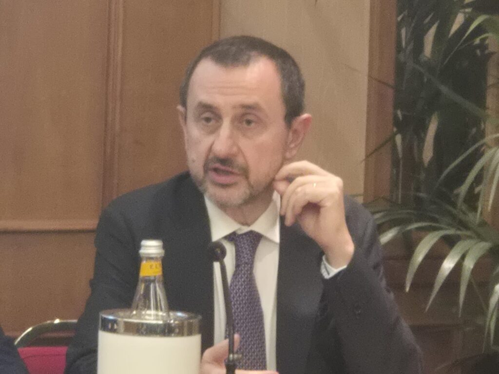 Onorevole Ettore Rosato della Commissione Difesa e Copasir | AGIMEG Onorevole Ettore Rosato della Commissione Difesa e Copasir