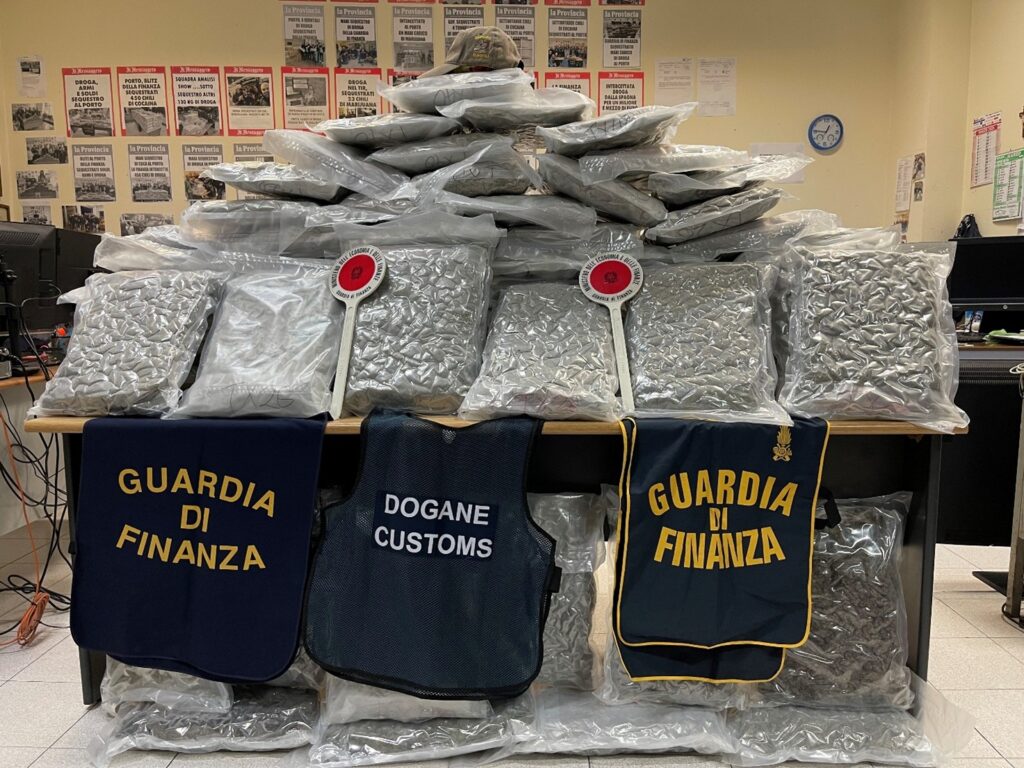 ADM marijuana porto Civitavecchia