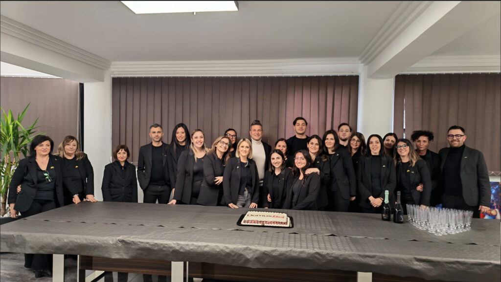 domusbet festa anniversario