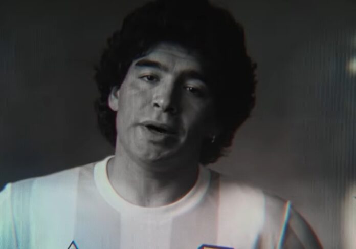Mondiali 2026 Maradona in uno spot di un operatore di scommesse Mondiali 2026 Maradona in uno spot di un operatore di scommesse